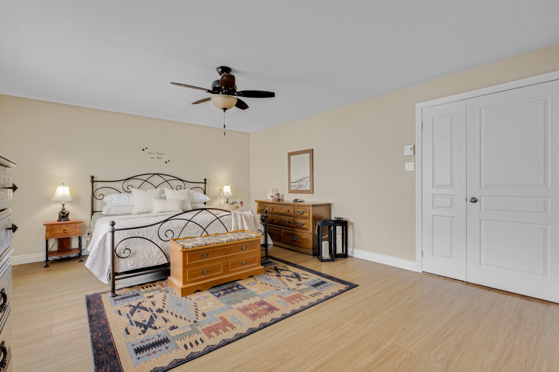 Chambre à coucher principale