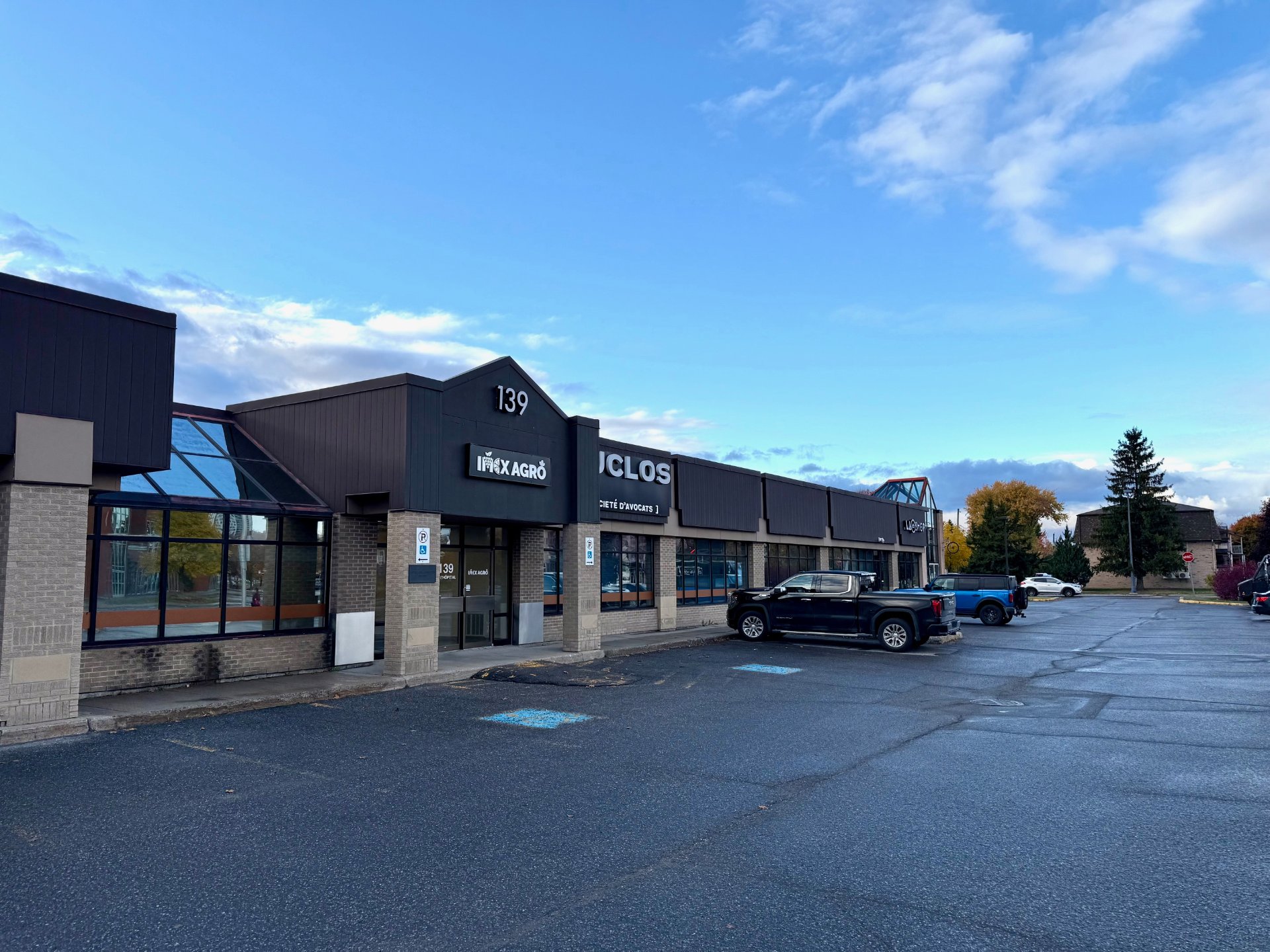 139 Boul. de l'Hôpital 