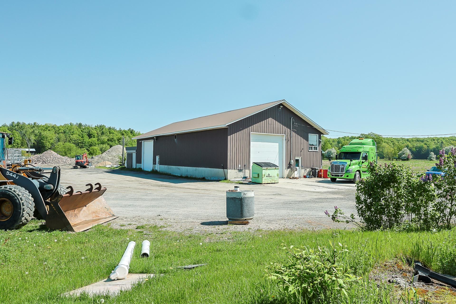 Garage