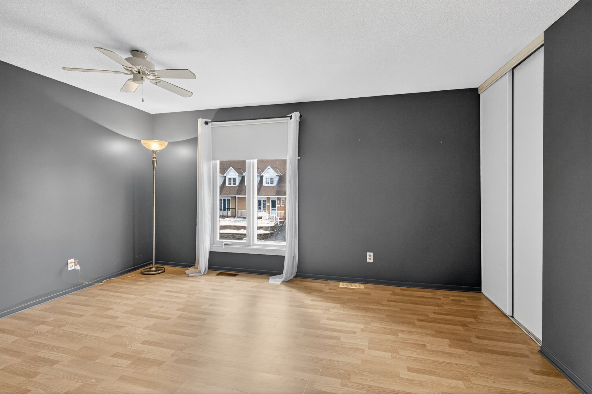 Chambre à coucher principale - Chambre principale