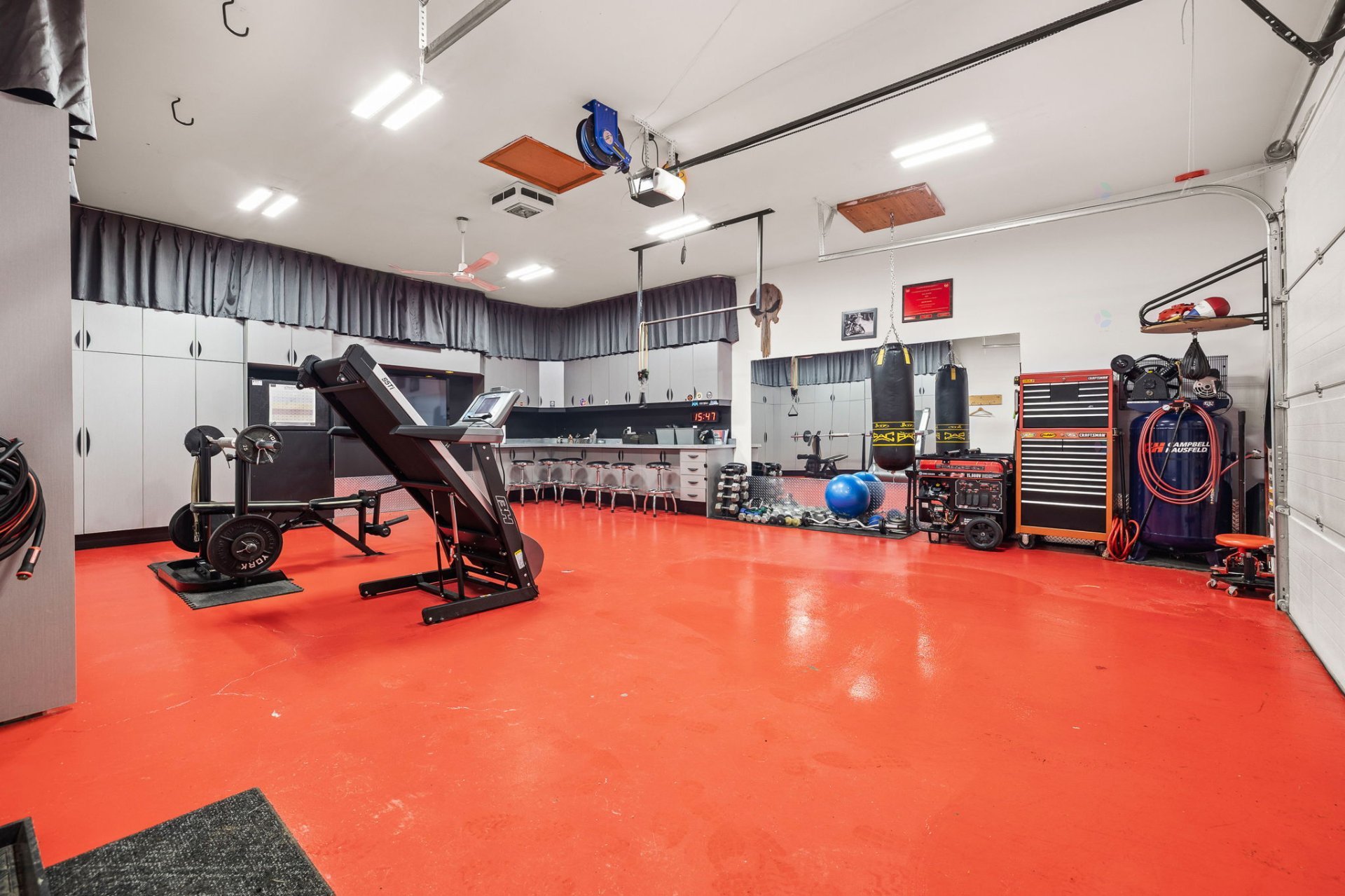 Garage