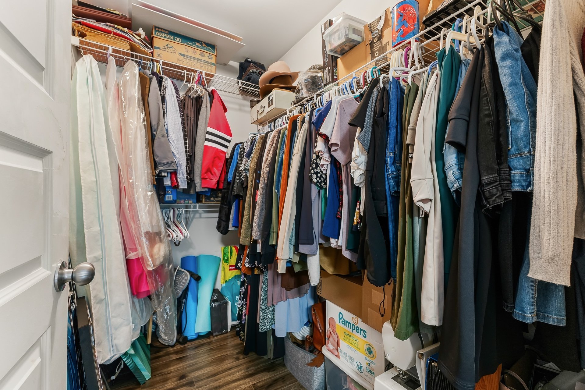 Walk-in closet