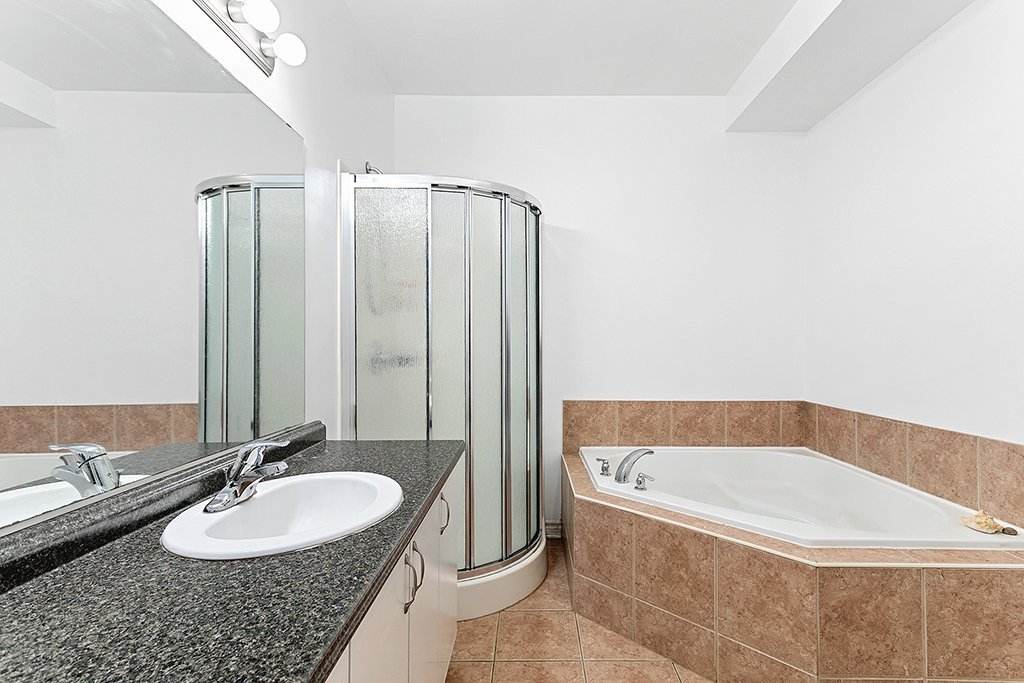 Ensuite bathroom