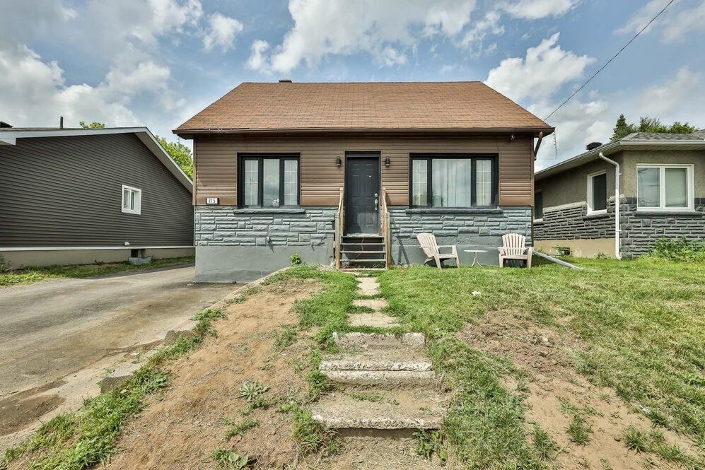 215 Rue Longview 