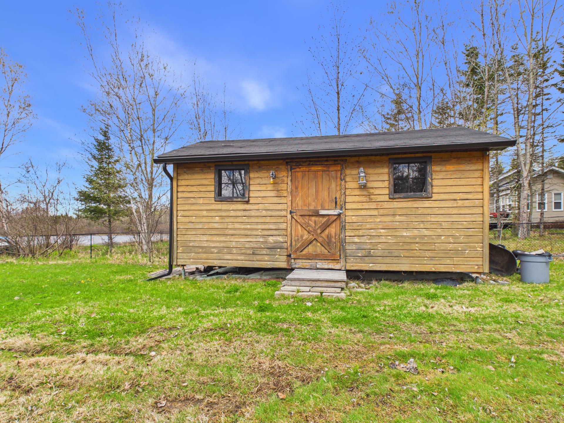 Shed