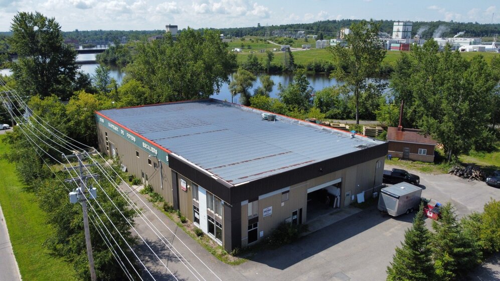245 Av. de Buckingham 4