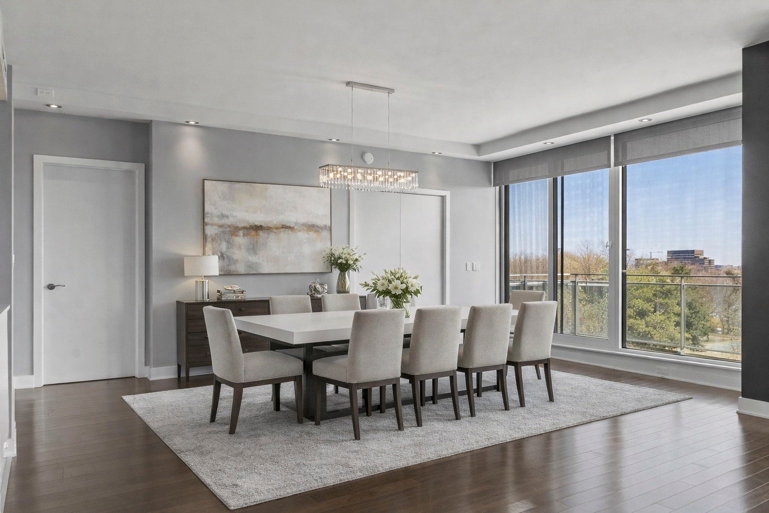 Dining room - Virtually staged, for visual purposes only.