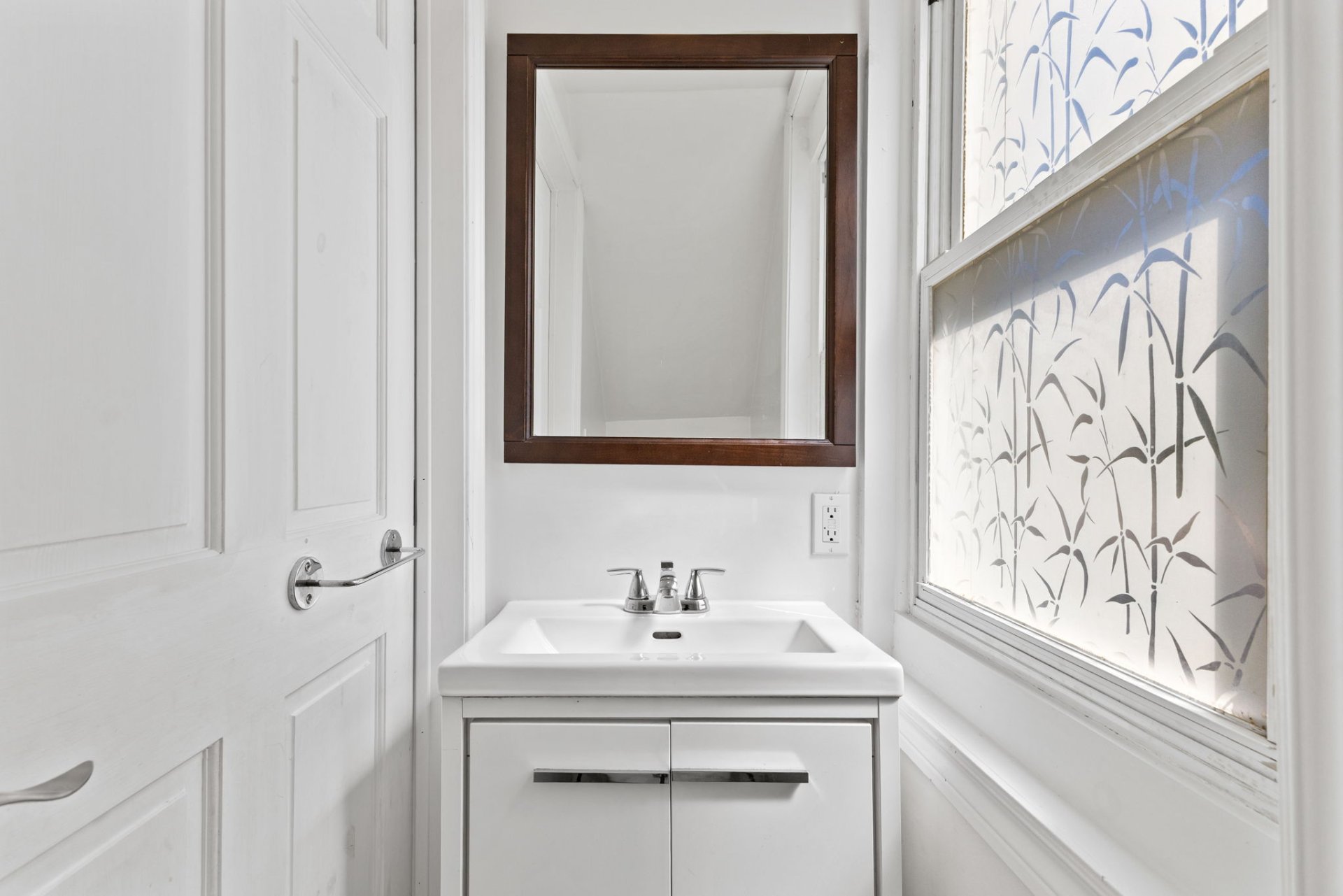 Powder room