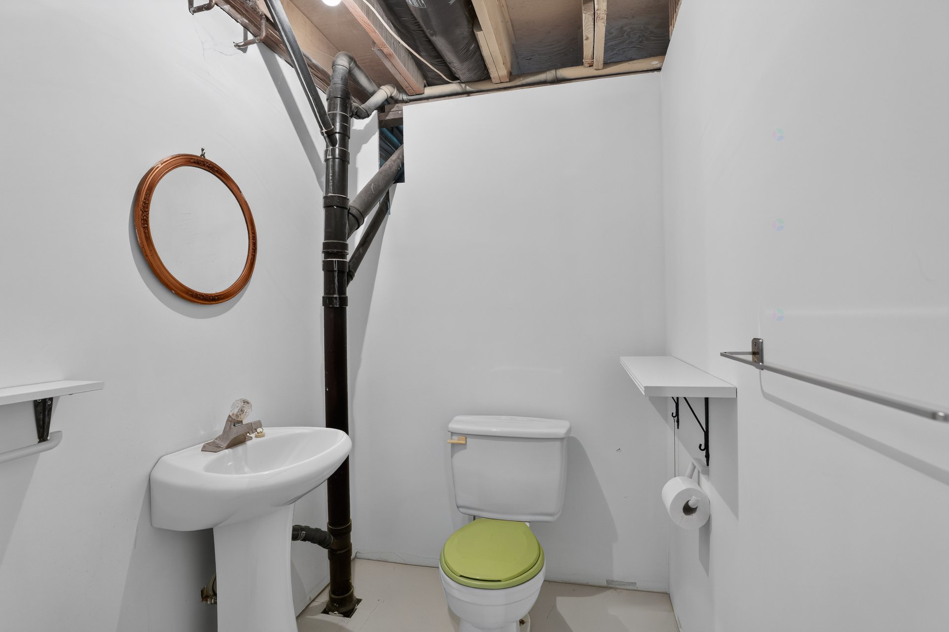 Powder room
