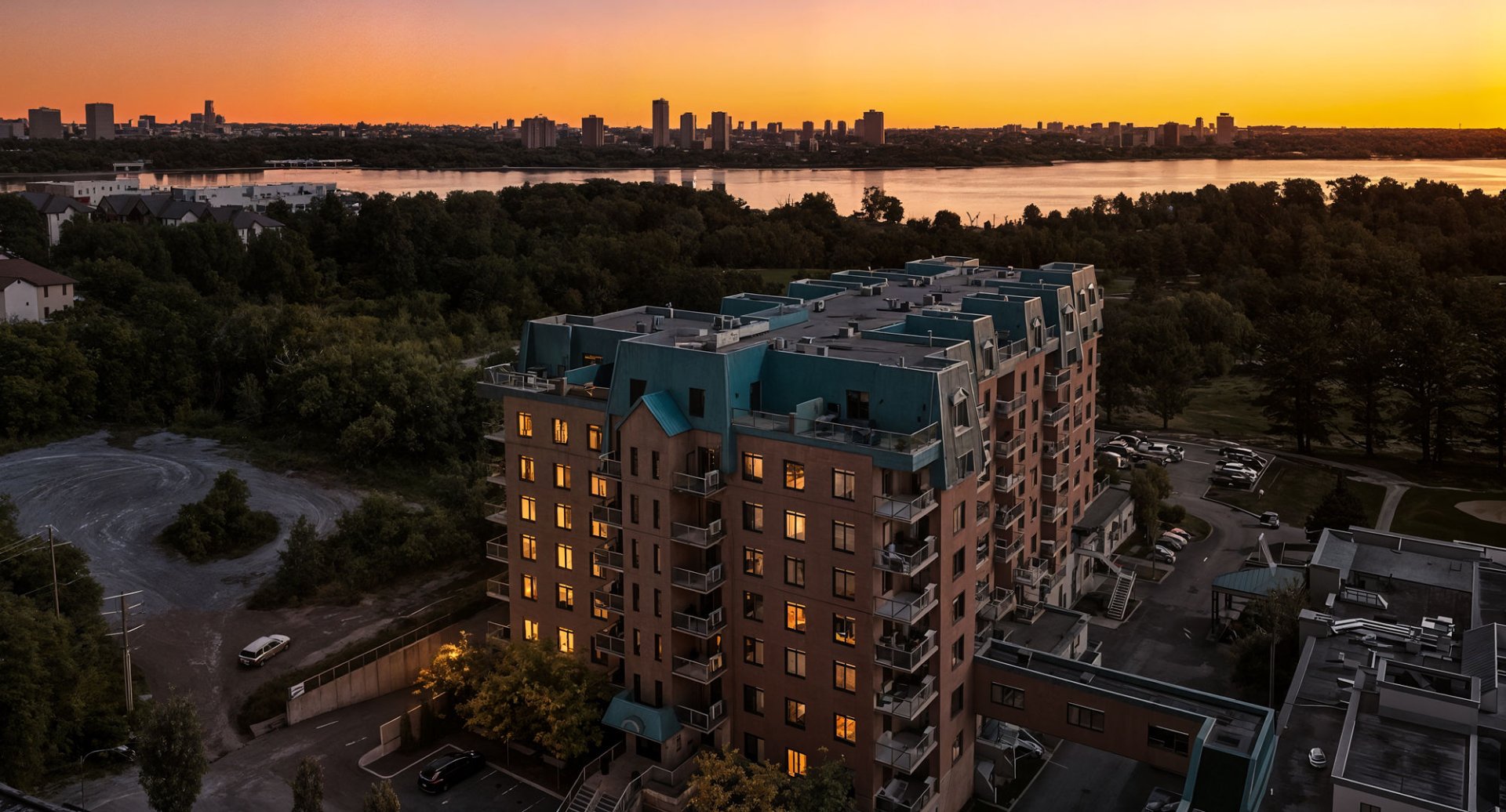 1180 Ch. d'Aylmer 608