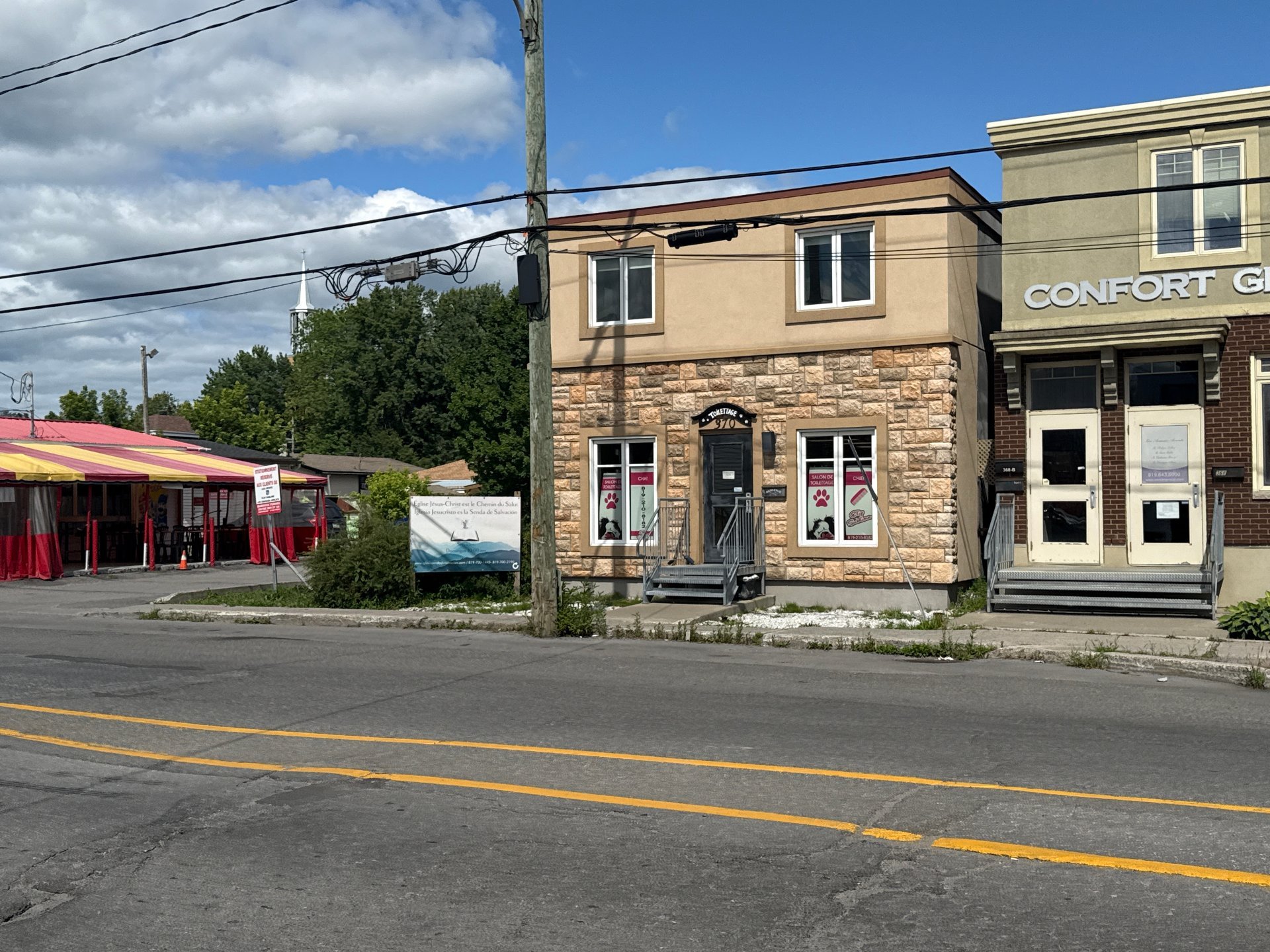 370 Rue Main C
