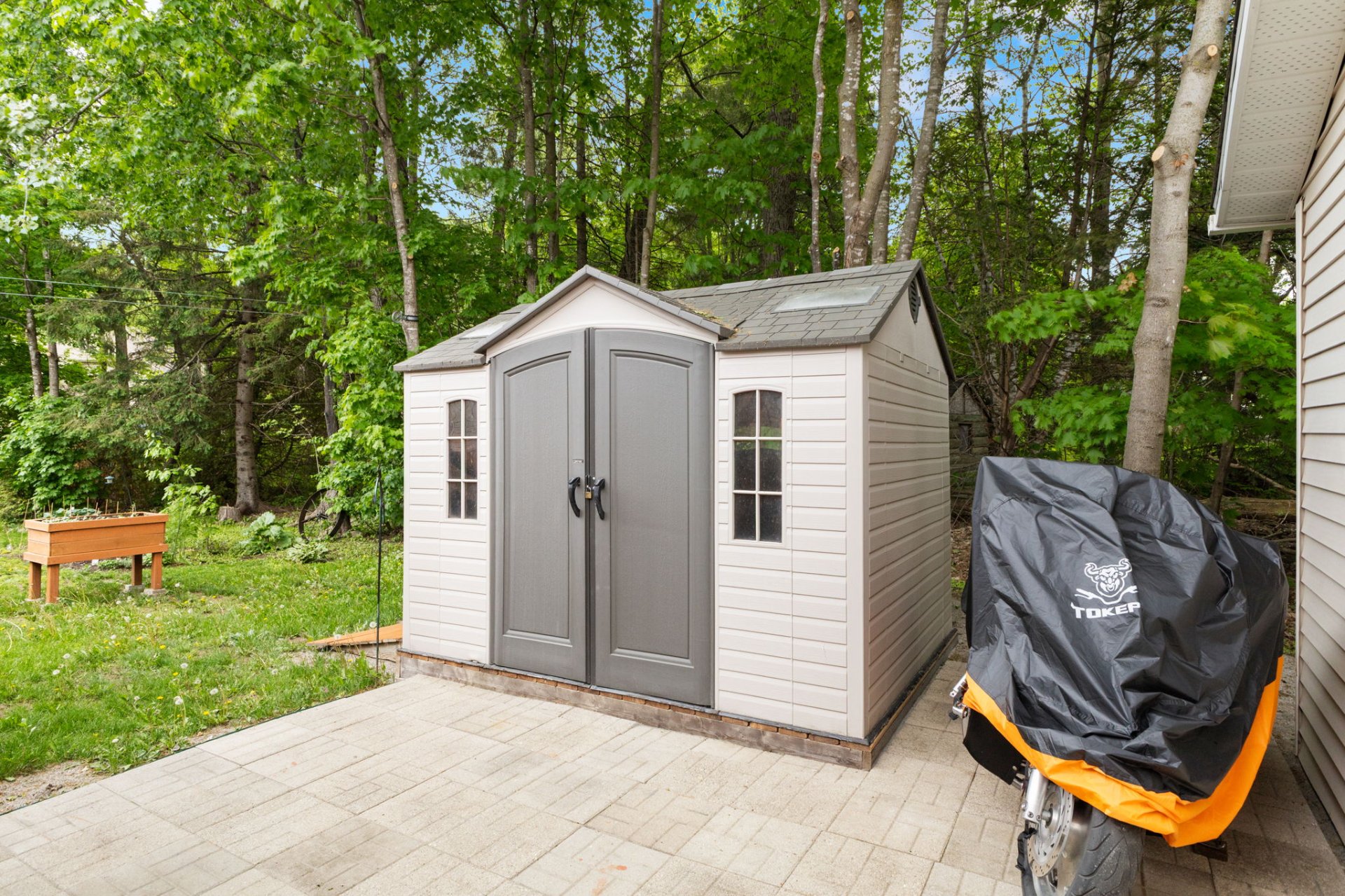 Shed