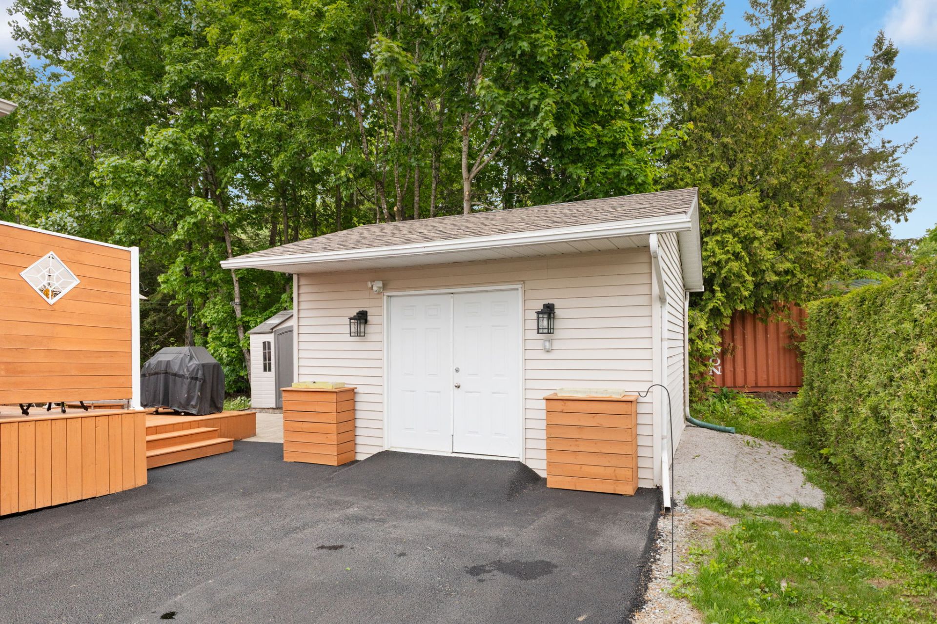 Shed