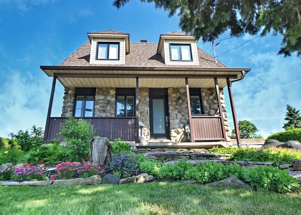 3615 Rue Gélineau 