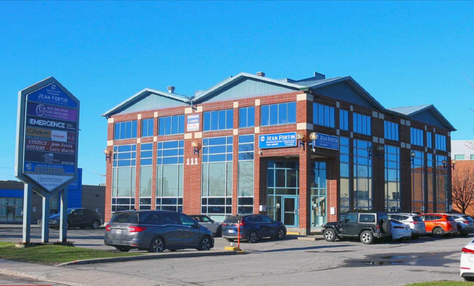 111 Boul. de l'Hôpital 14A