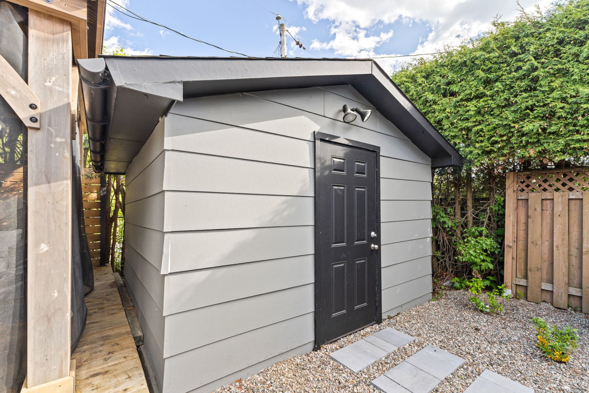 Shed