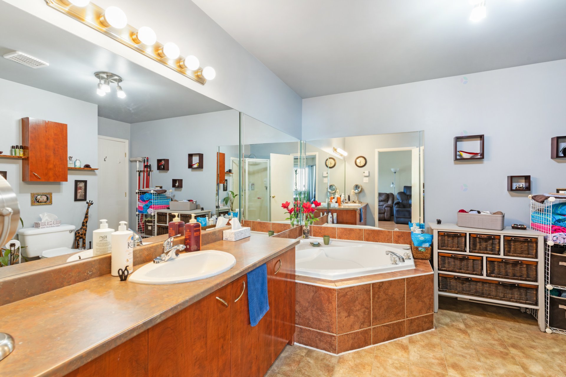 Ensuite bathroom