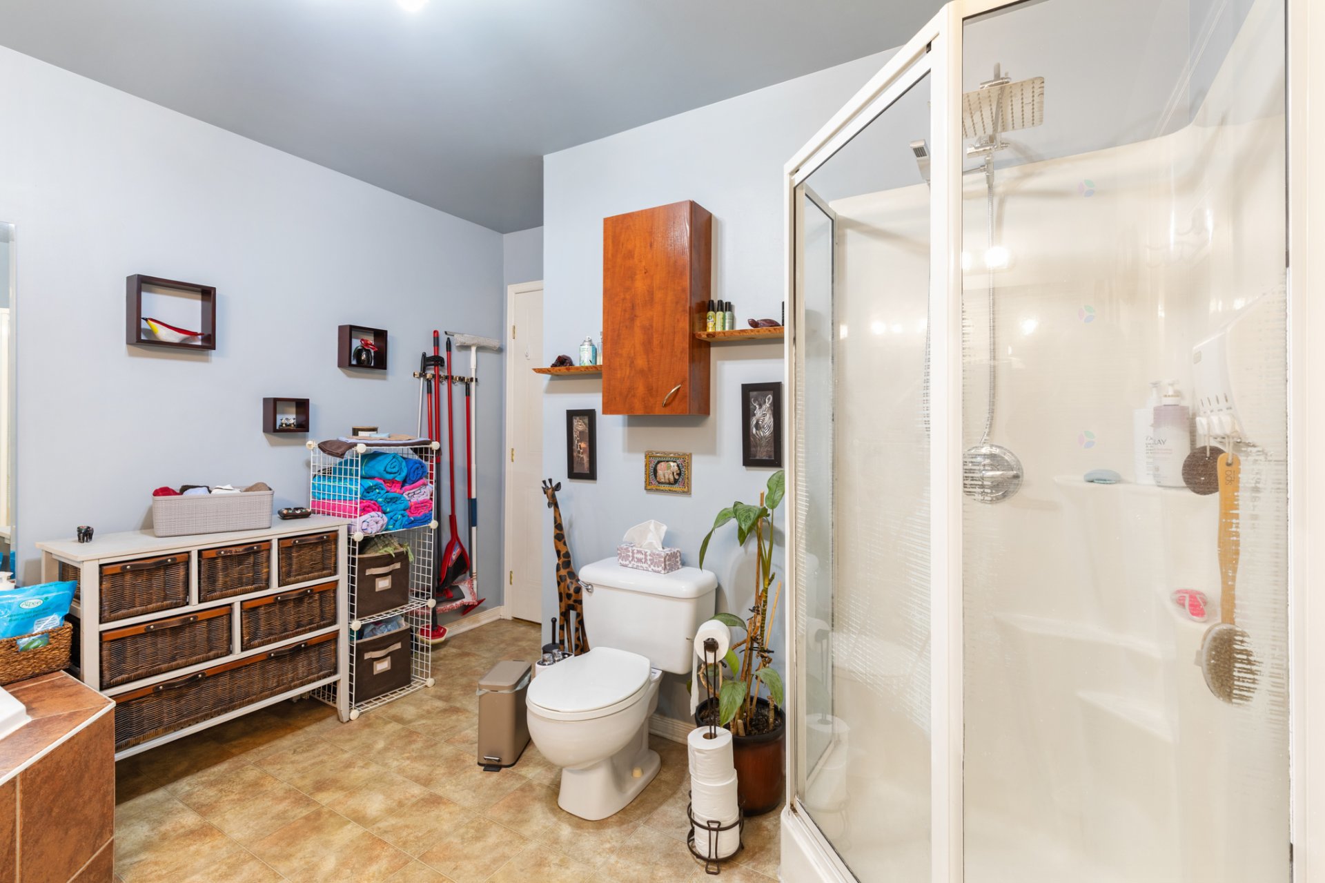Ensuite bathroom