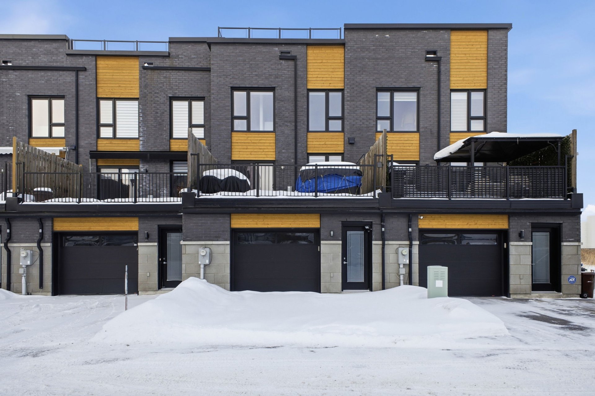 794 Rue de la Littérature