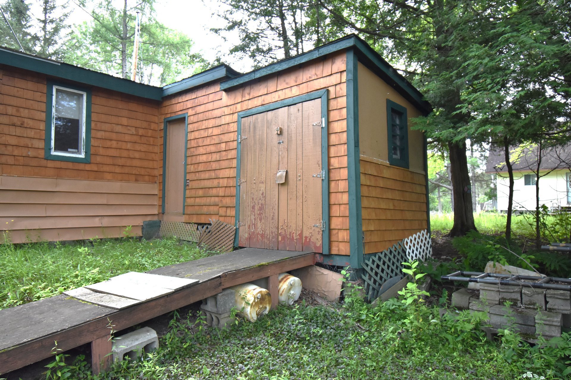 Shed