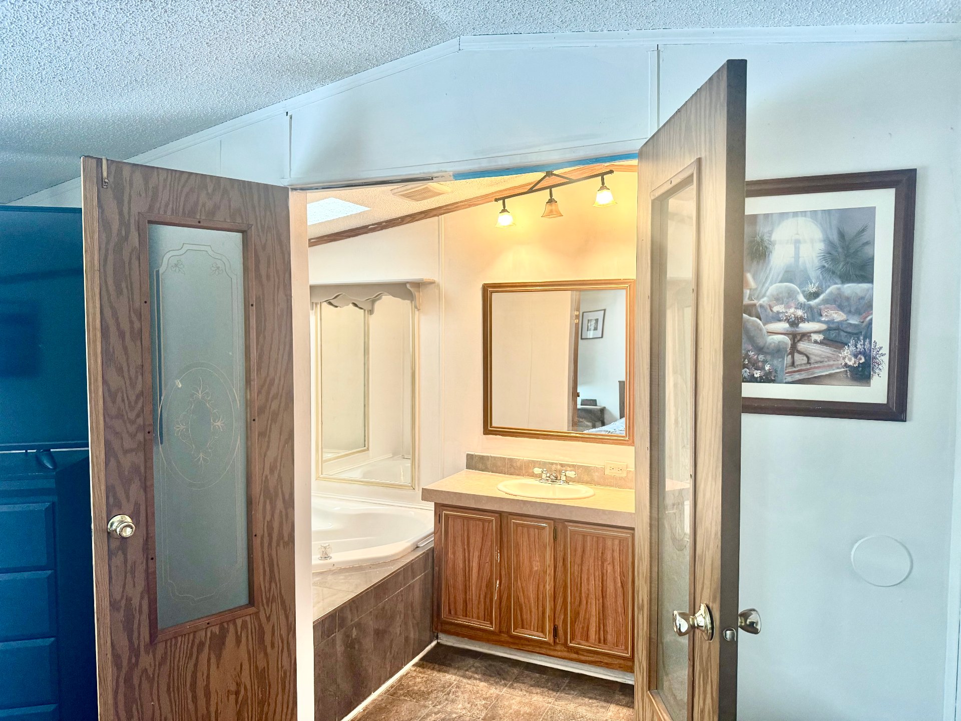 Salle de bains attenante à la CCP