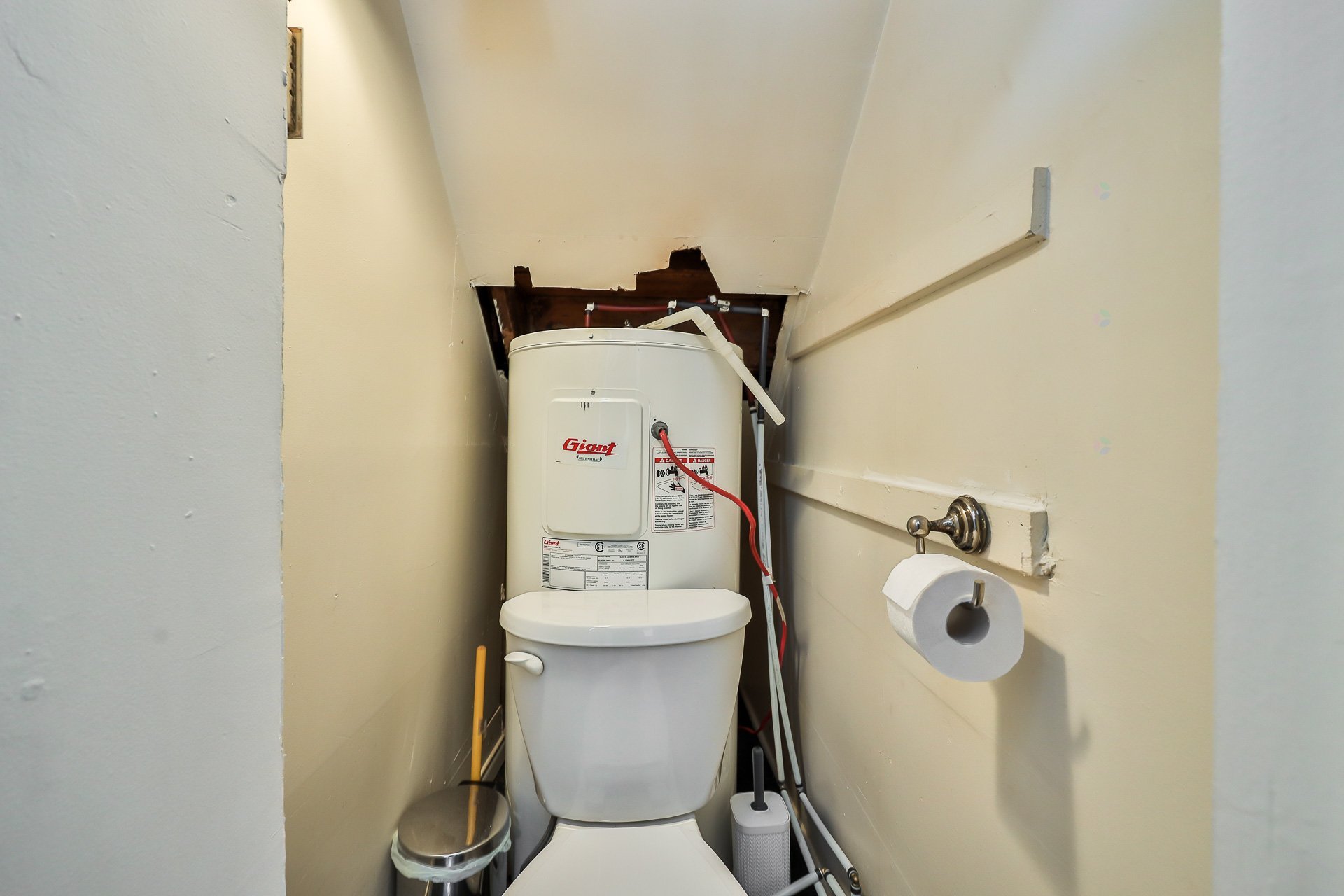 Powder room