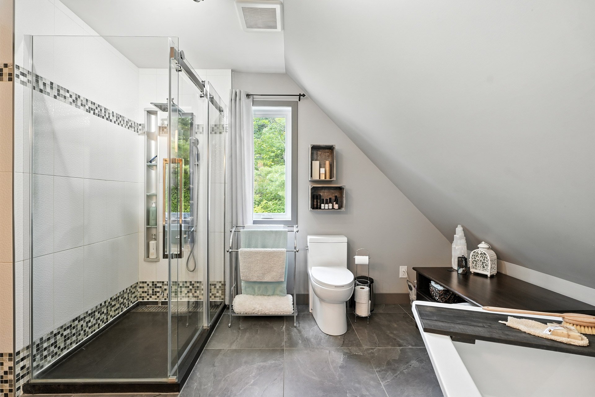 Salle de bains attenante à la CCP