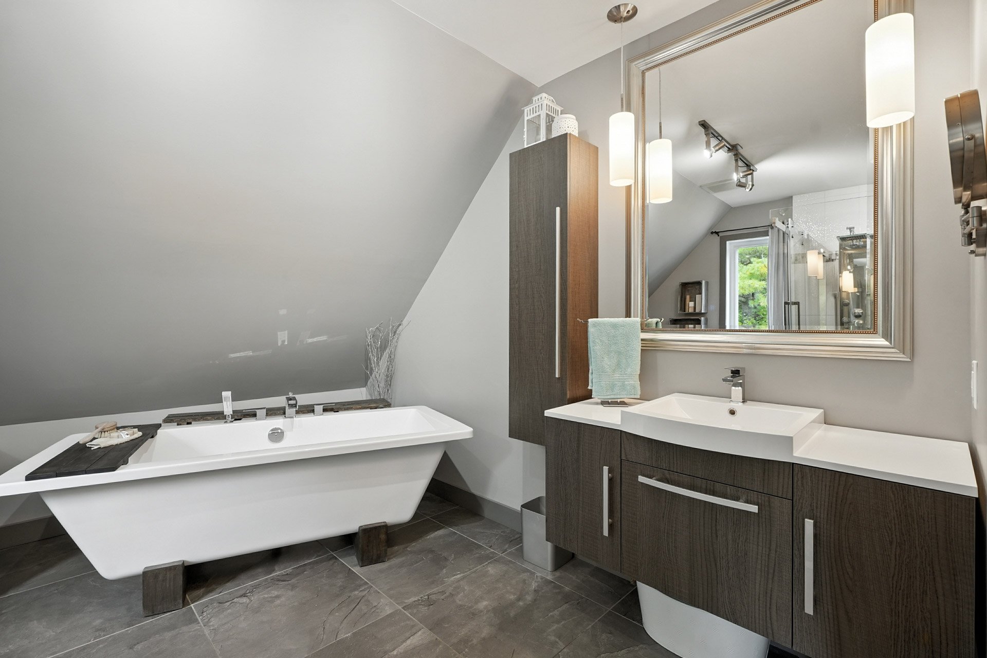 Salle de bains attenante à la CCP