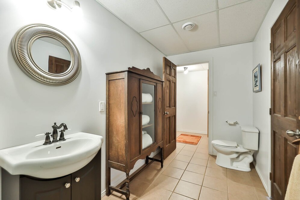 Salle de bains - sous-sol