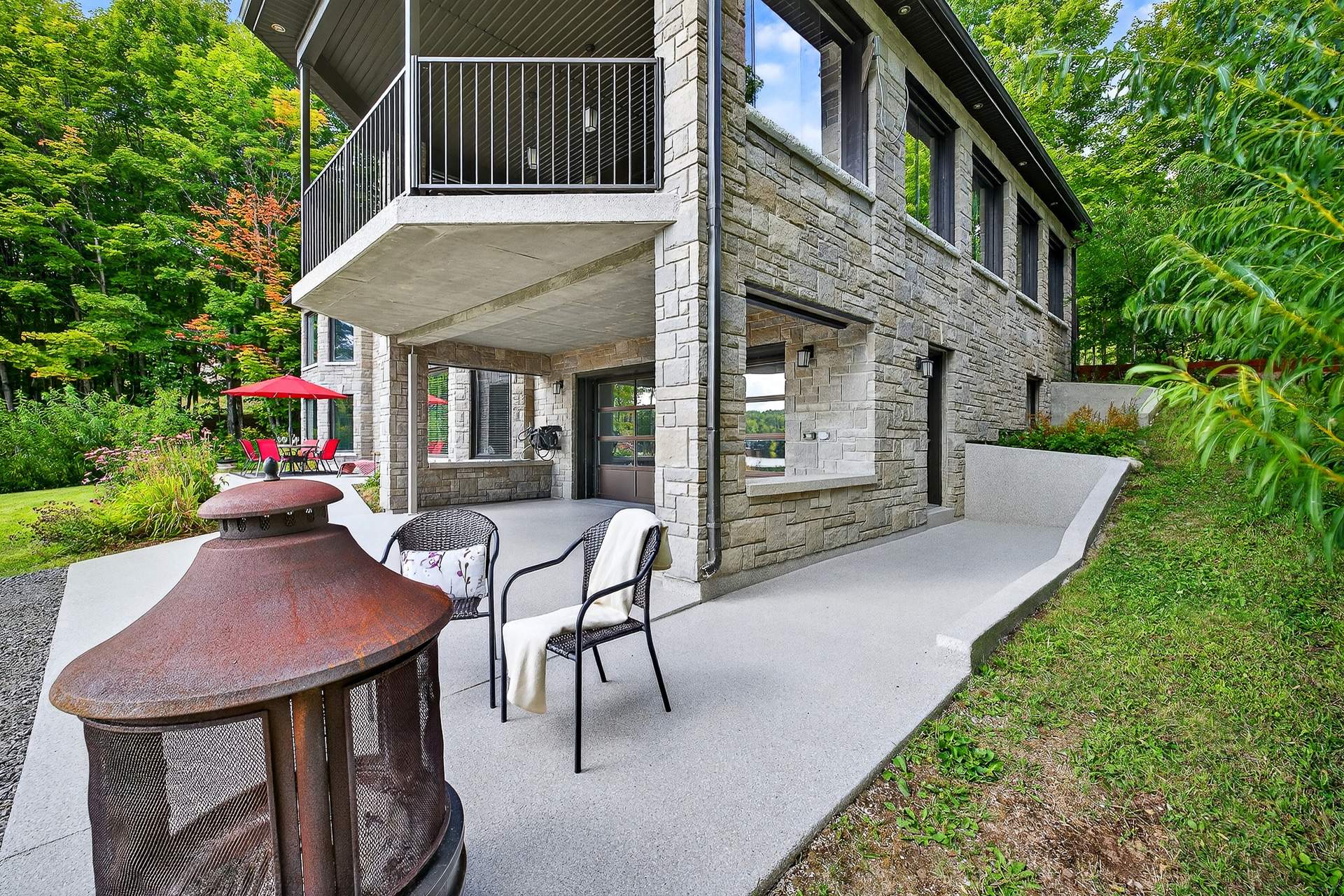 Terrasse - Face arrière.