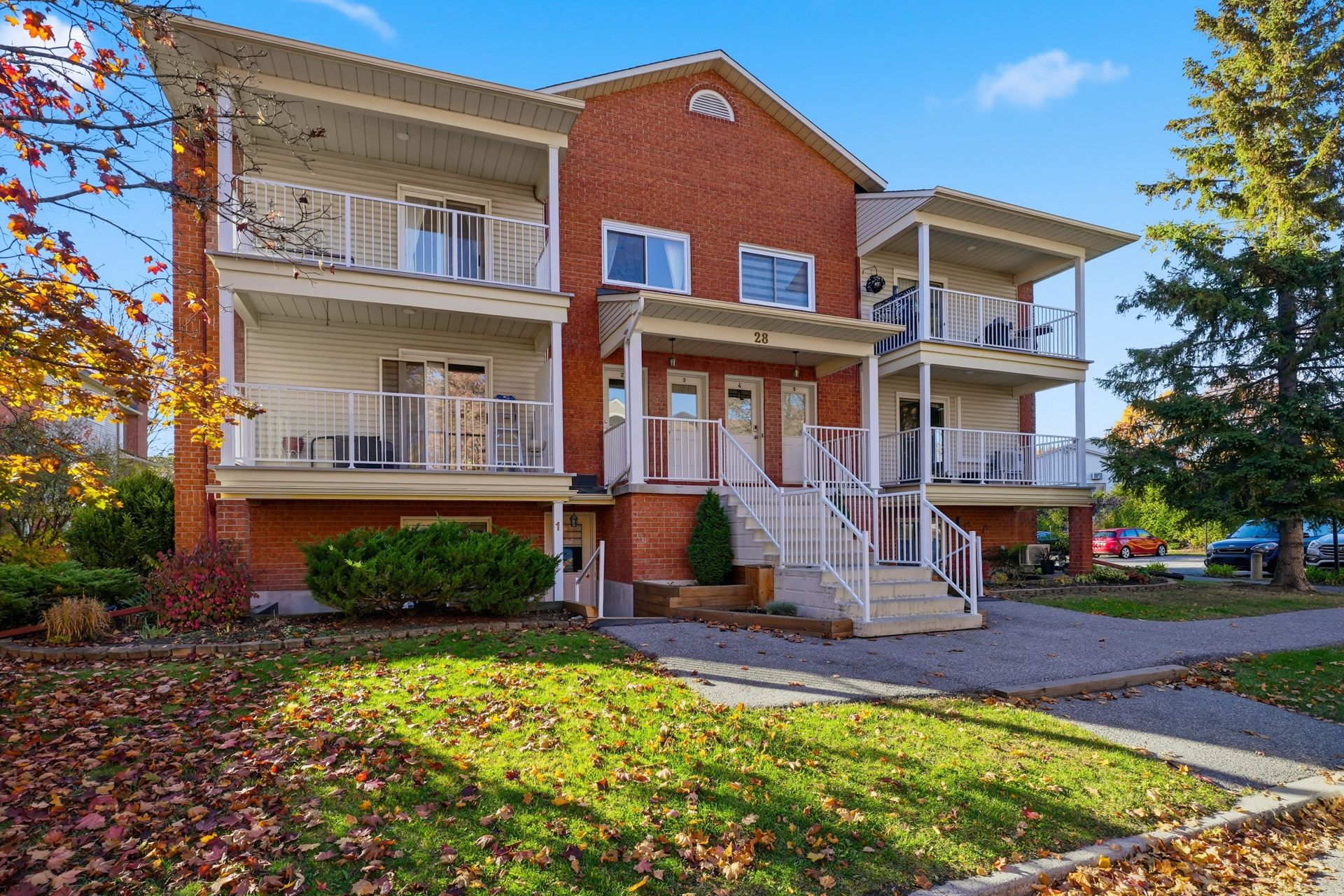 28 Rue de l'Épervier 3