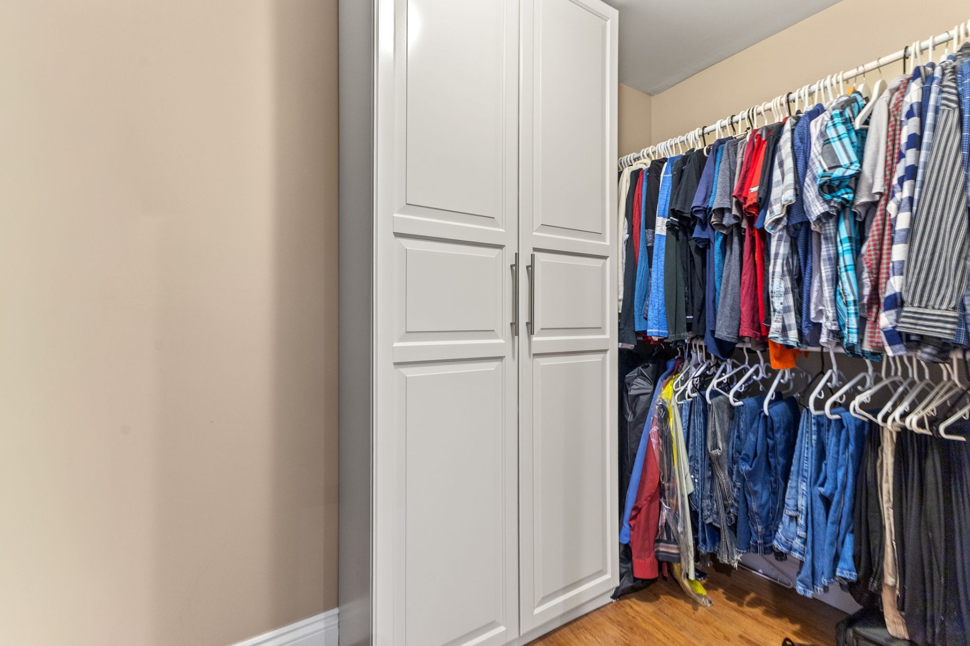 Walk-in closet