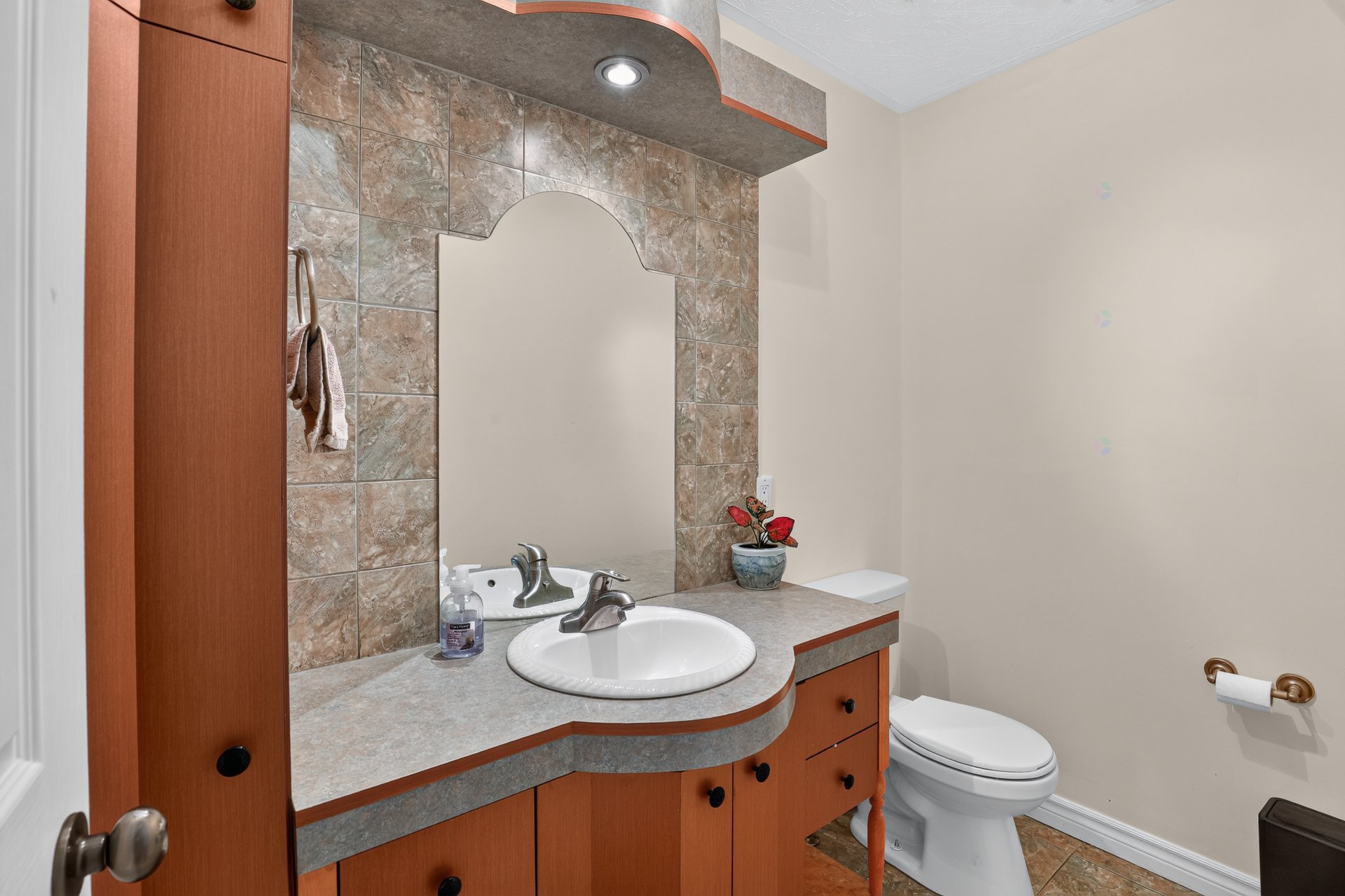 Powder room
