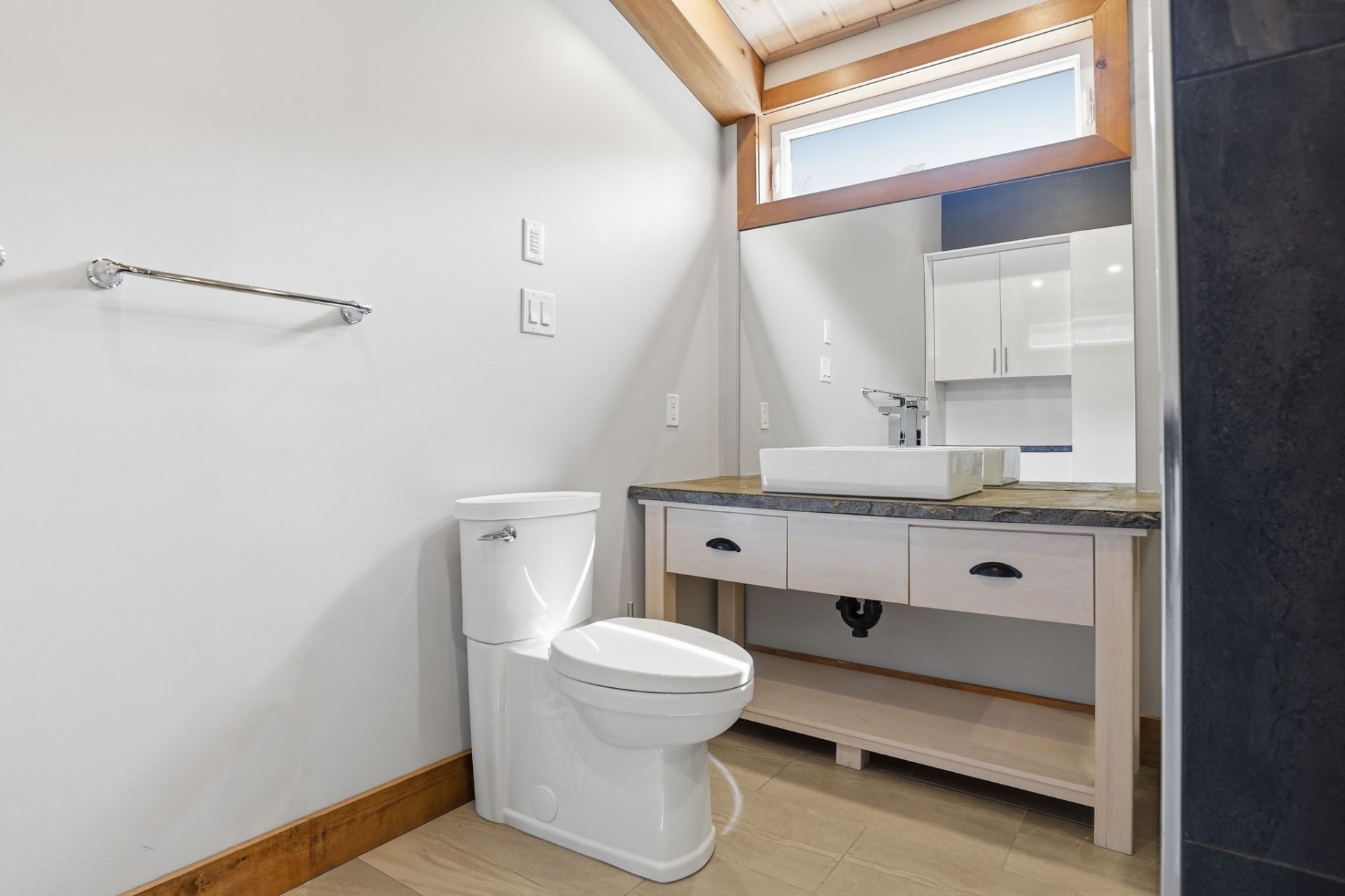 Ensuite bathroom