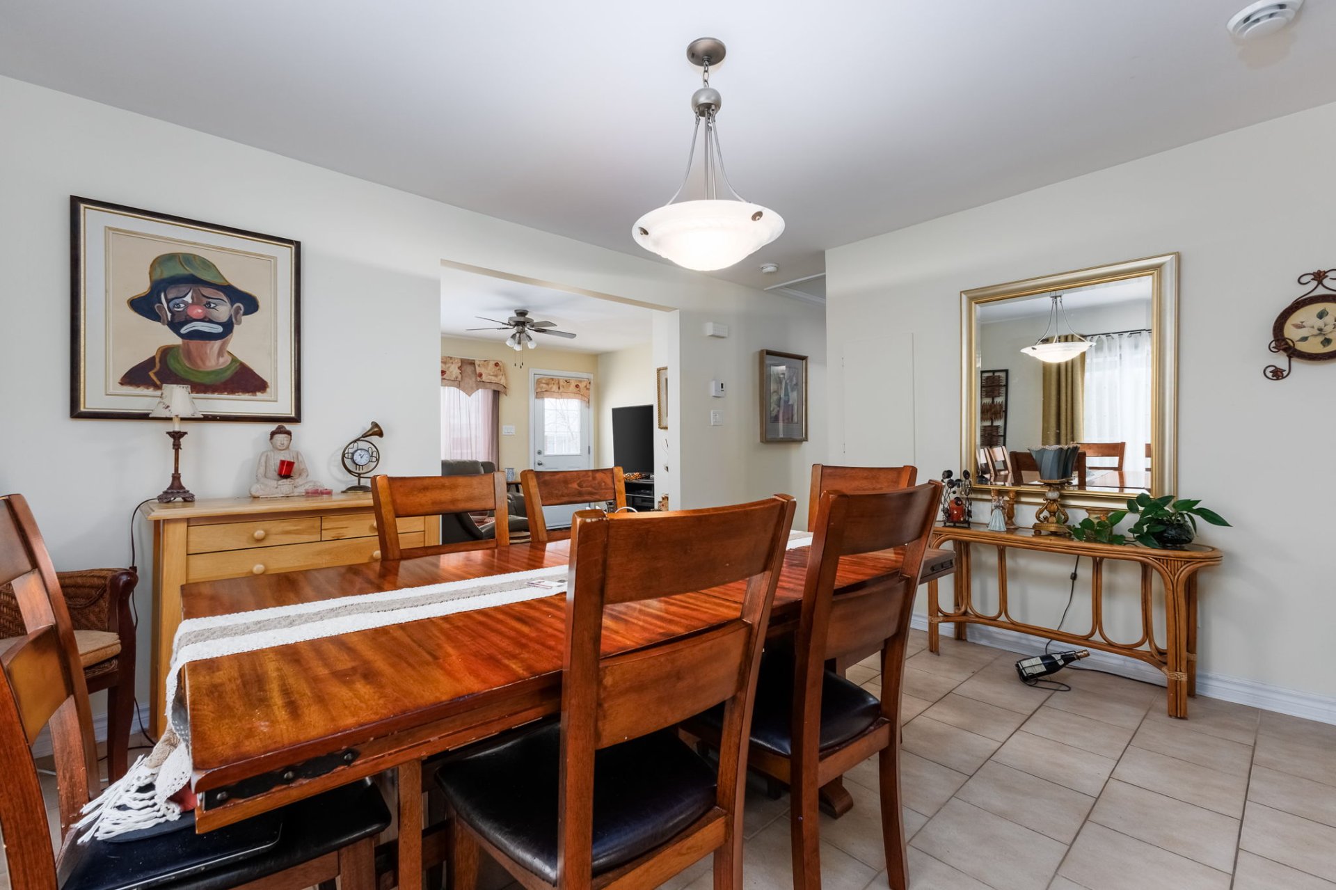 Dining room - Unit A