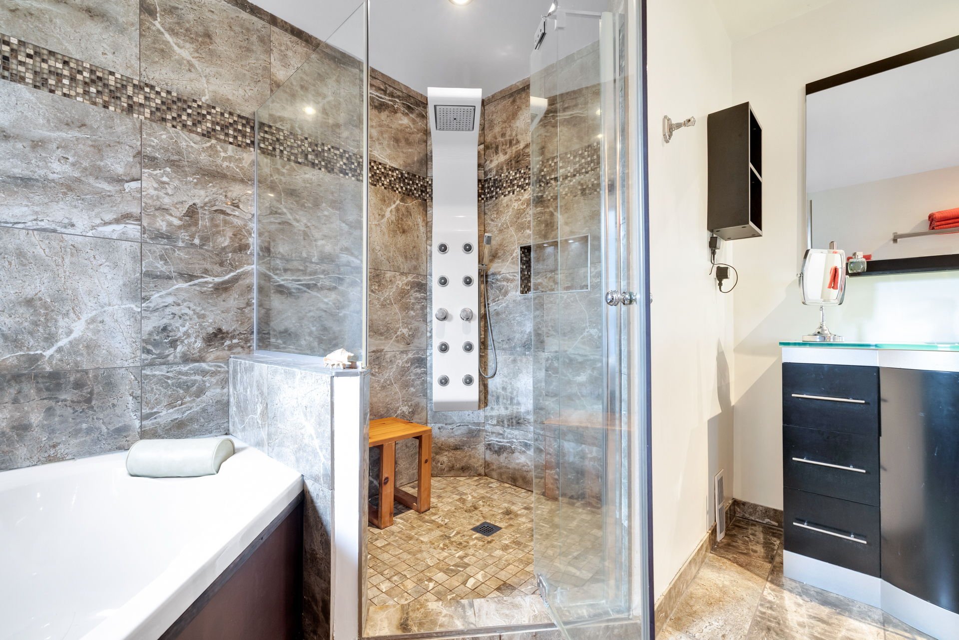 Ensuite bathroom