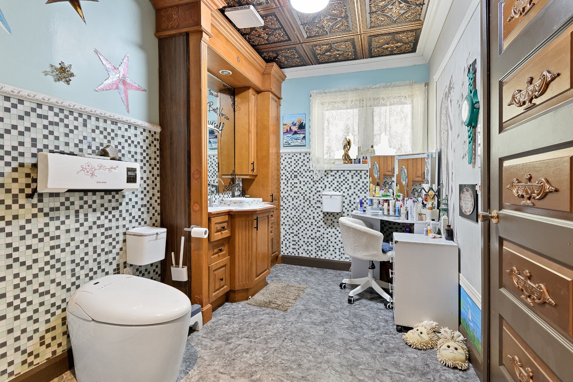 Salle de bains attenante à la CCP