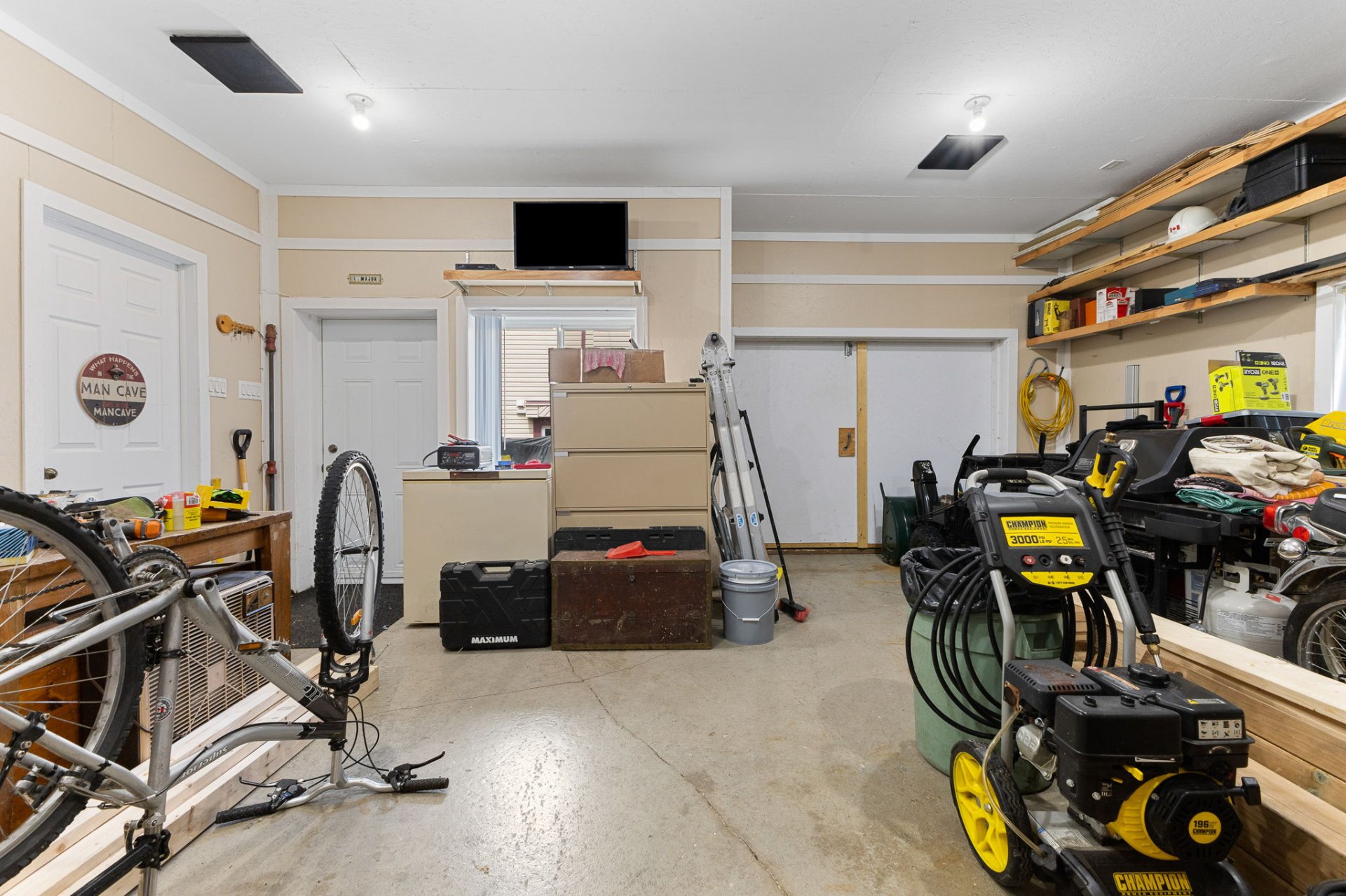 Garage