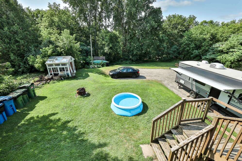 Extérieur - terrain pour les 2 logis