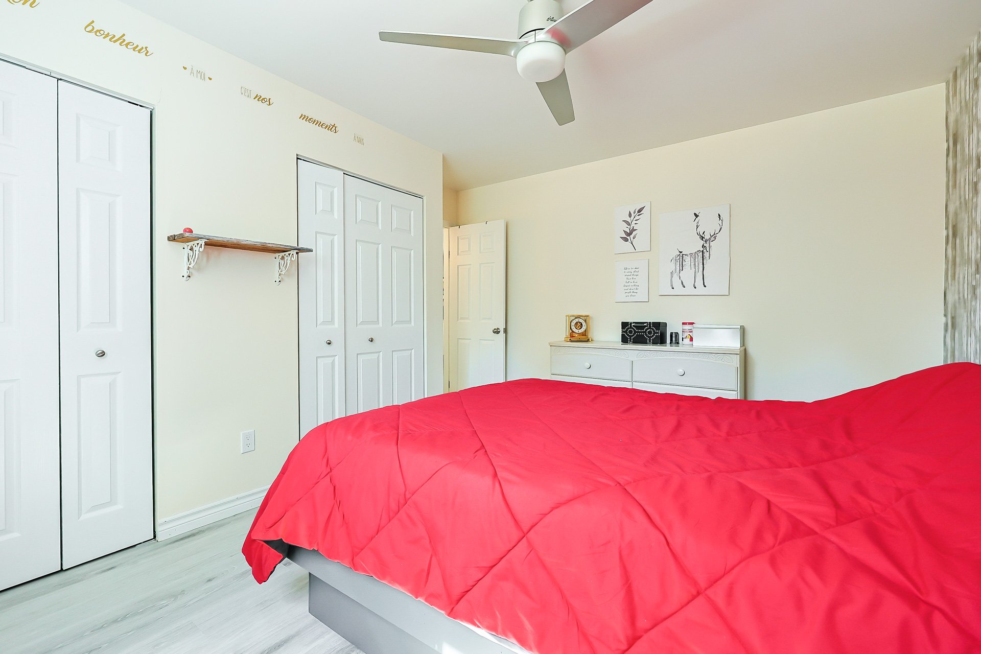 Chambre à coucher principale