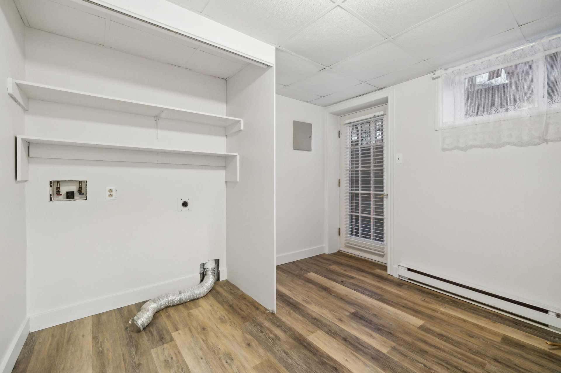 Intergenerational - Laundry room