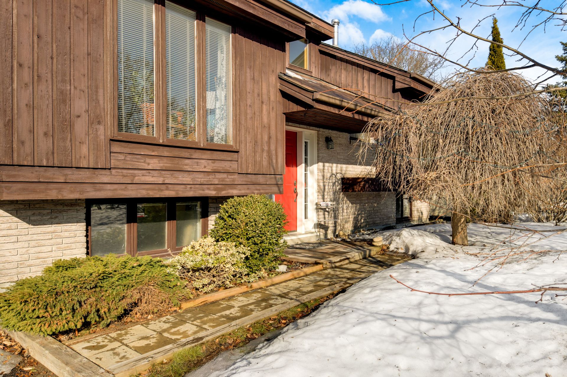 69 Av. des Camélias