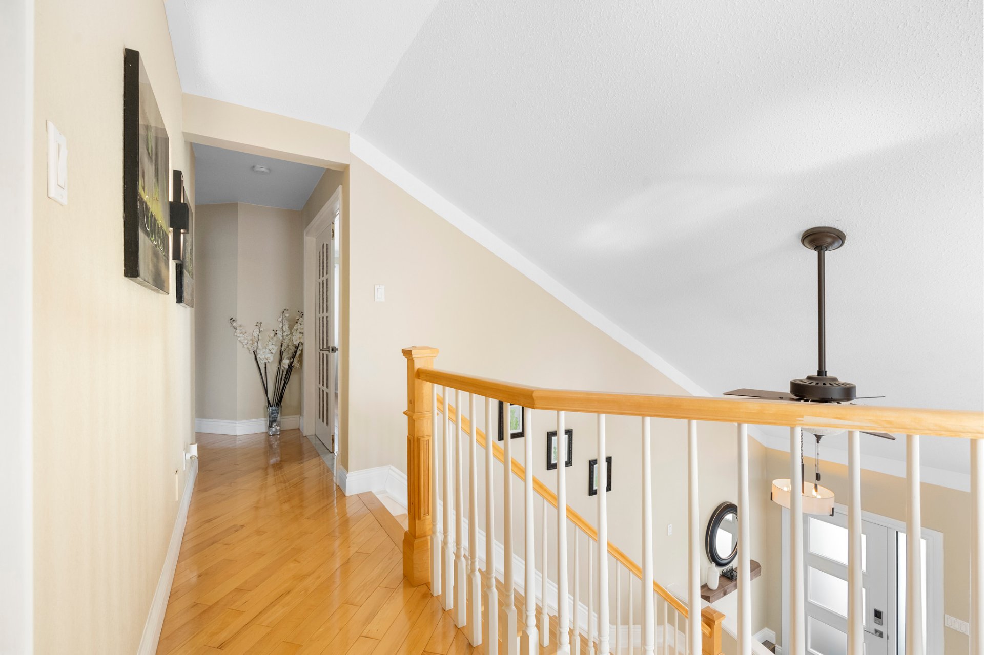 PASAGEWAY - Corridor étage