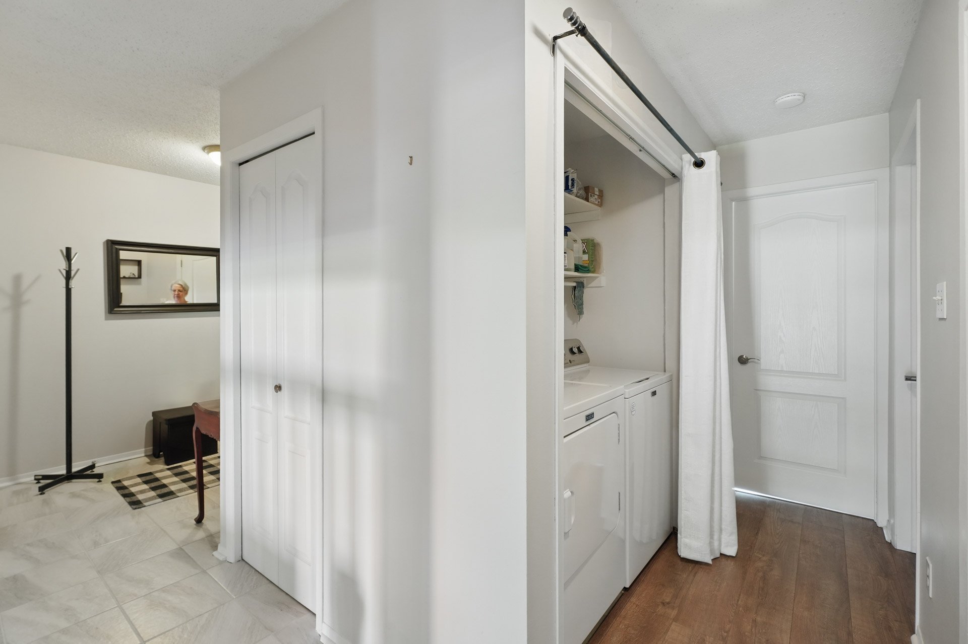 Salle de lavage - dans le passage