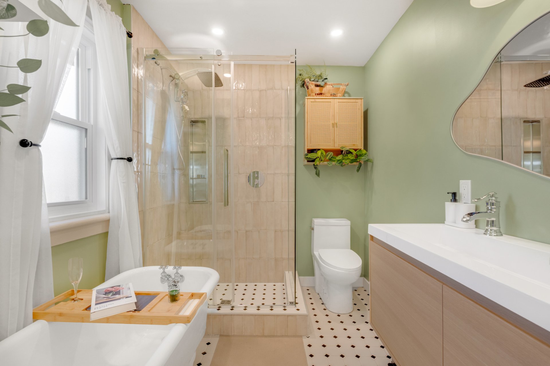 Ensuite bathroom