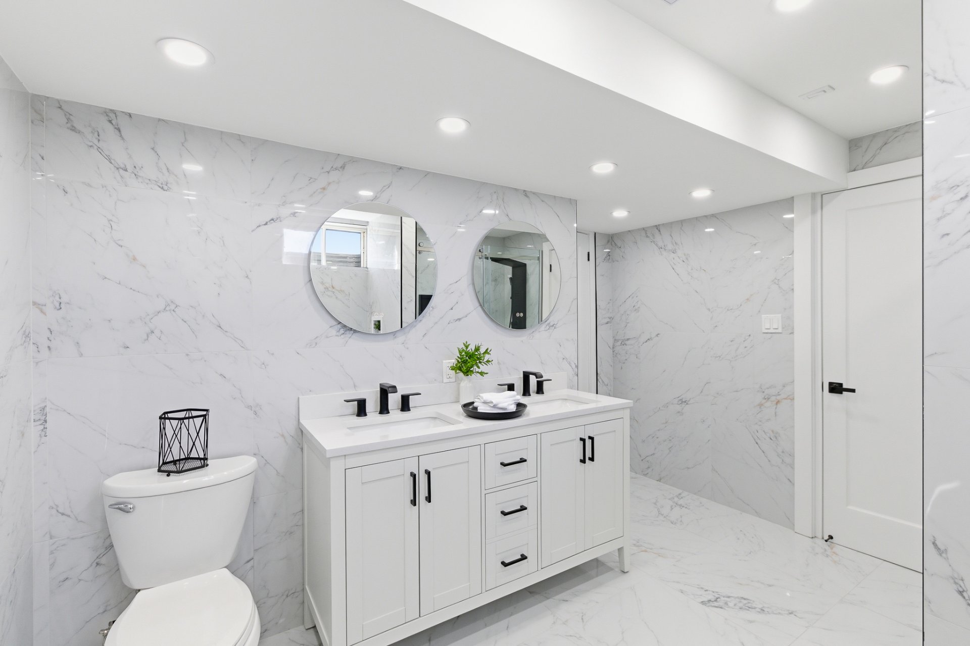 Ensuite bathroom