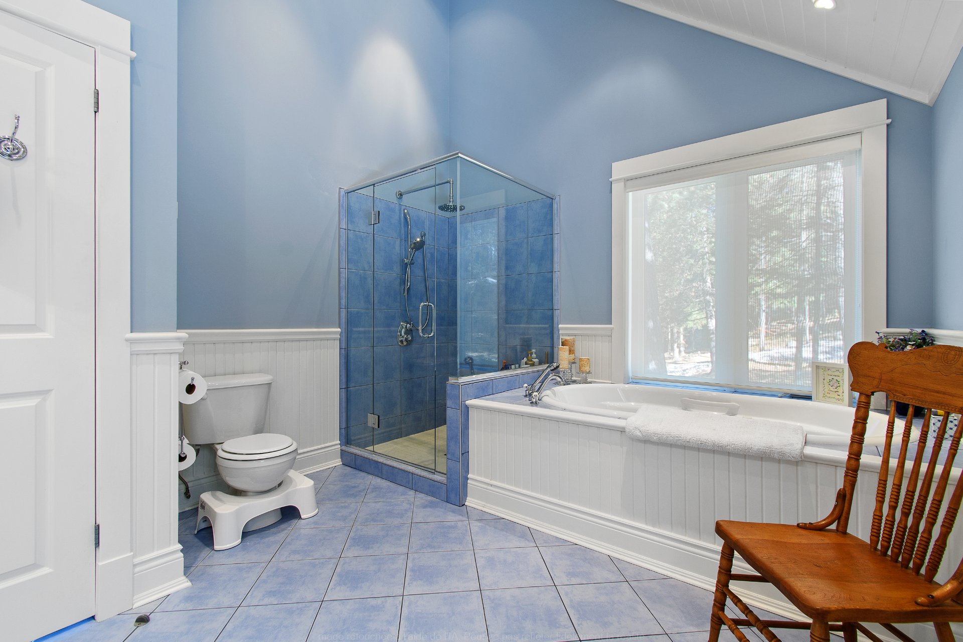 Ensuite bathroom