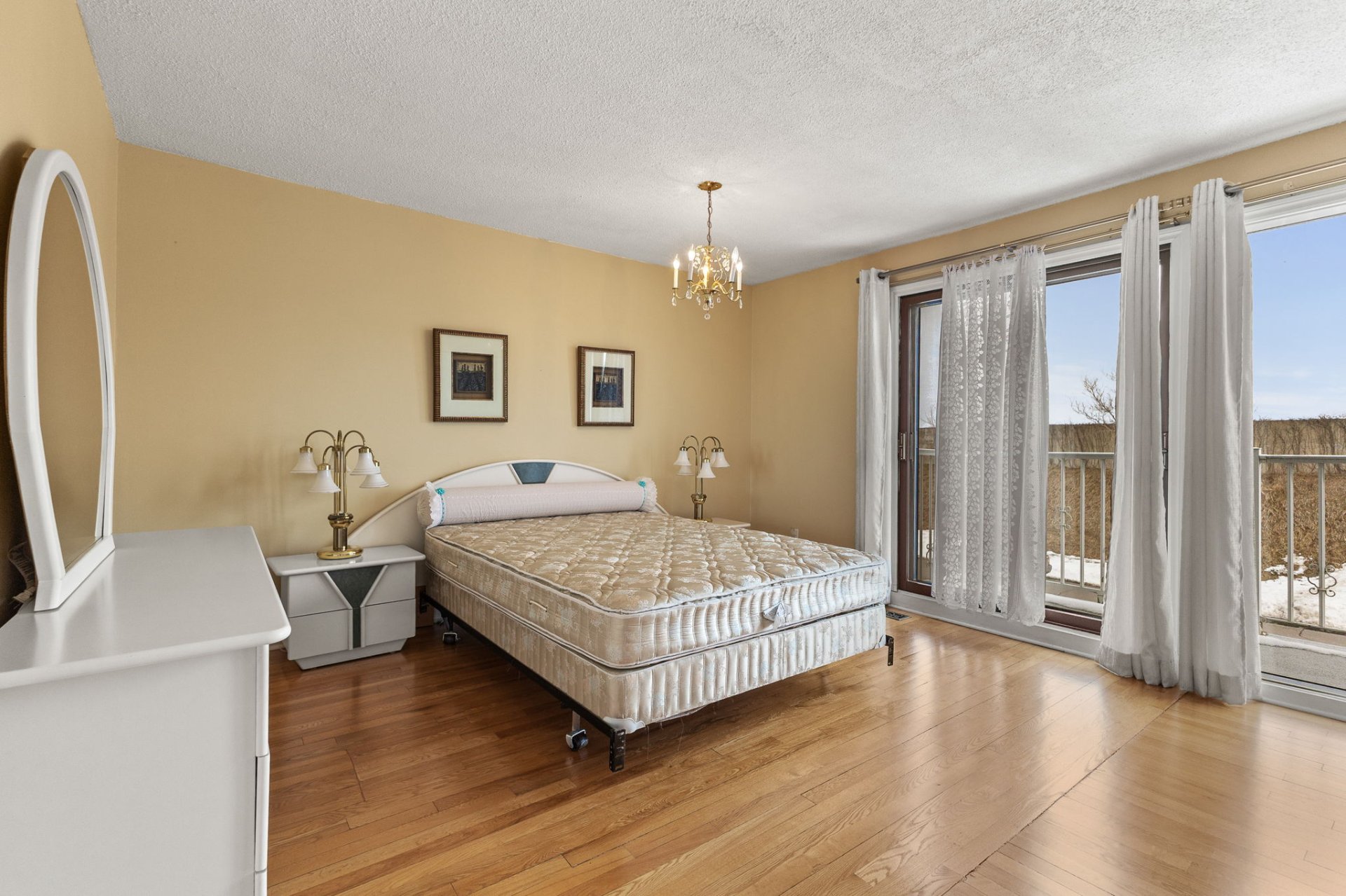 Chambre à coucher principale