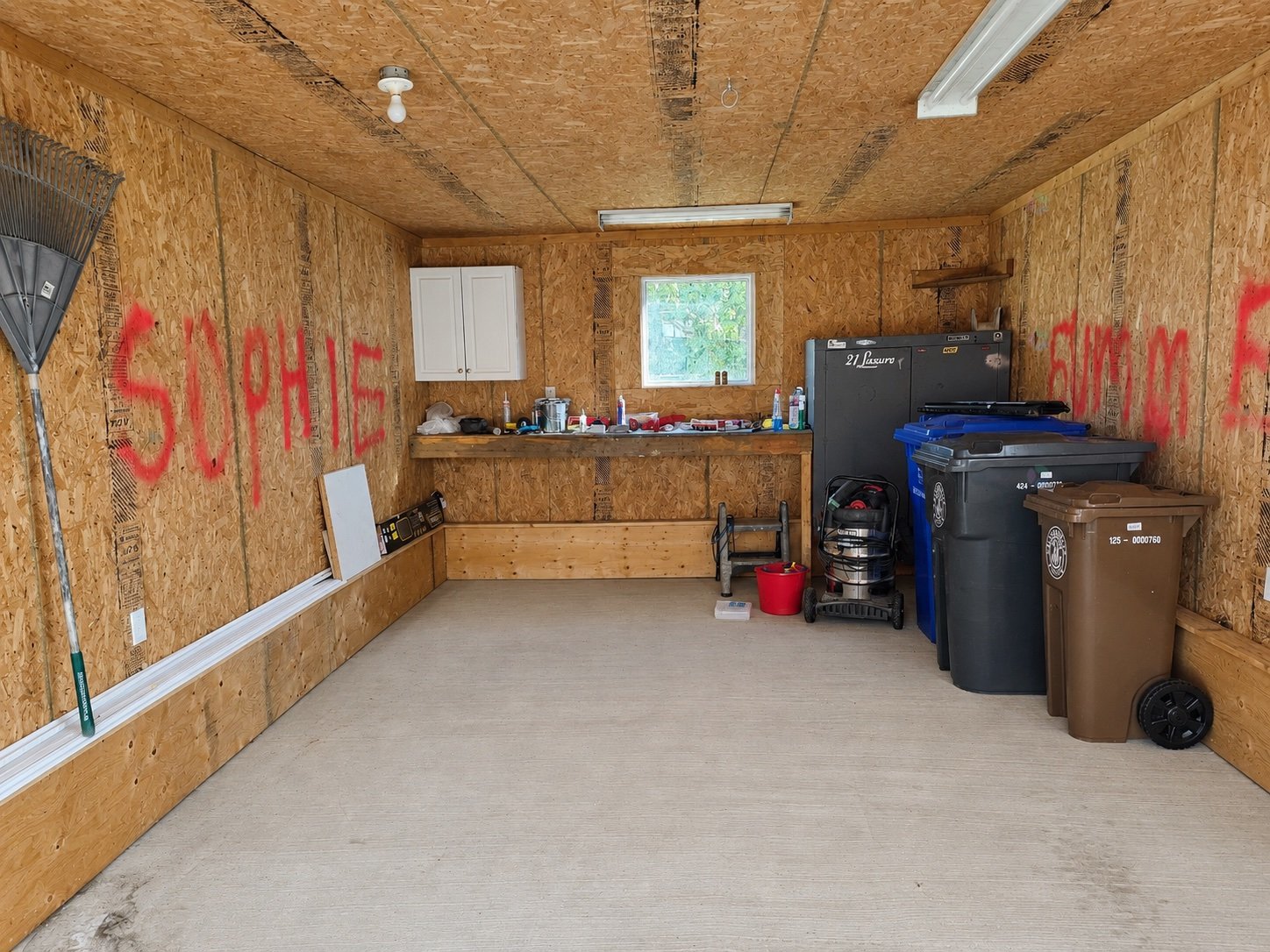 Garage