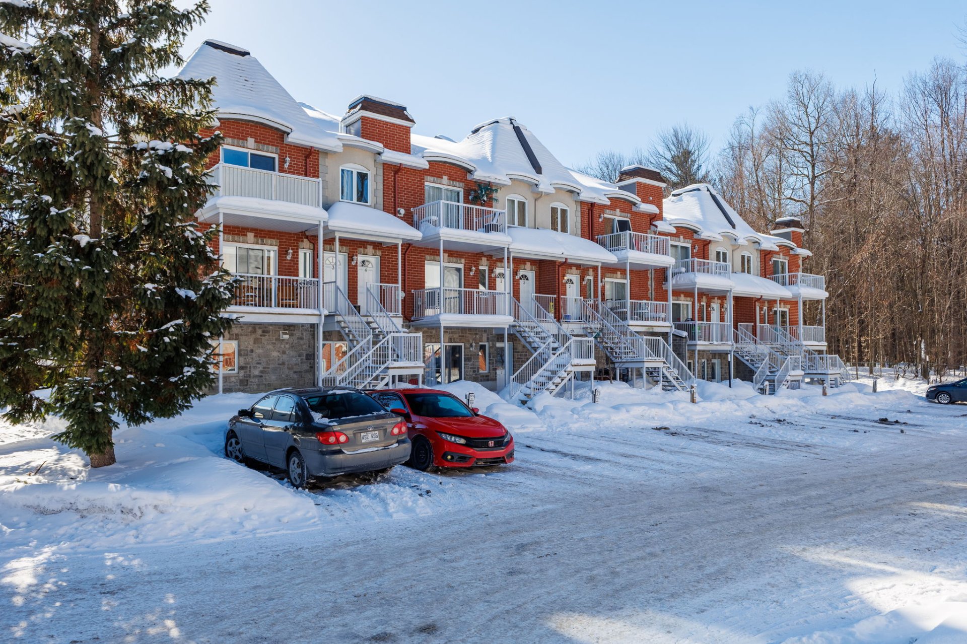 173 Boul. Louise-Campagna 3